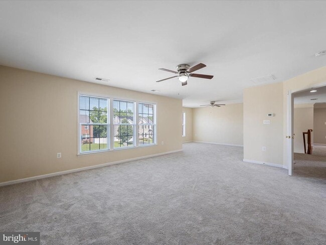 Building Photo - 207 MacKenzie Ln