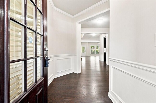 Building Photo - 4615 Woodbine Way