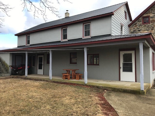 Building Photo - 155 King Rd