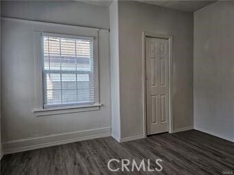 Building Photo - 183 E 35th St