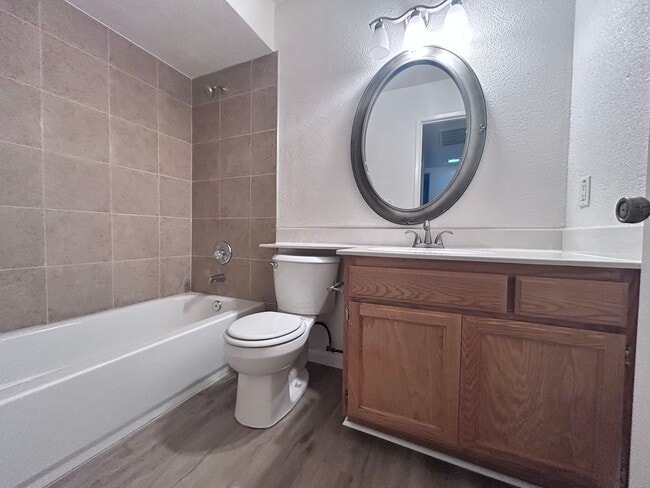 Building Photo - 6864-6866 Trovita Way