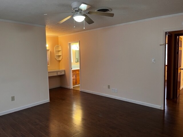 Building Photo - 2306 Quail Hollow Dr