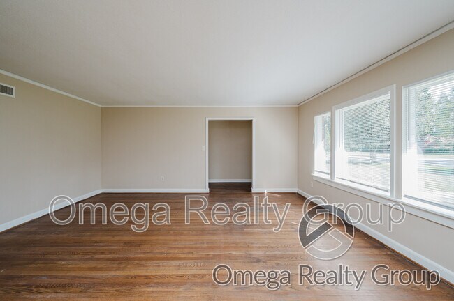 Building Photo - 2941 Ashley Ave