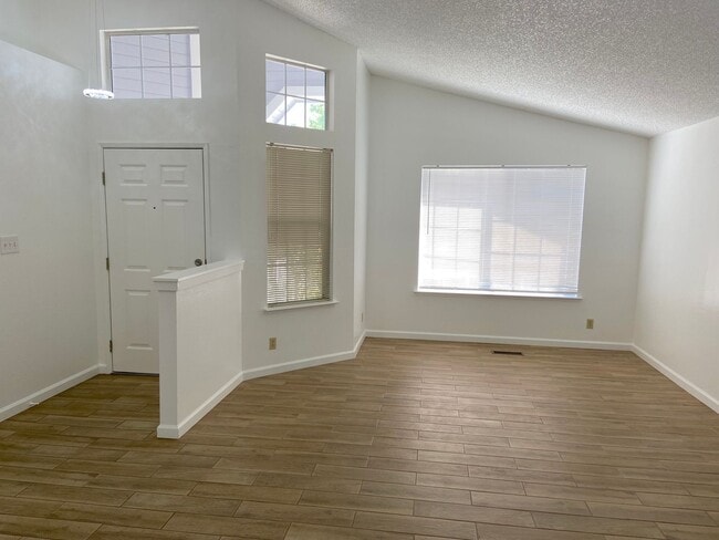 Building Photo - Coming Up Roses - NW Reno 4 Bedroom/3 Car Garage Single Story House