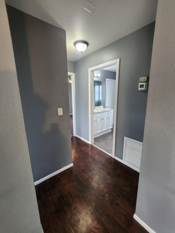 Building Photo - 3985 Avanti Cir