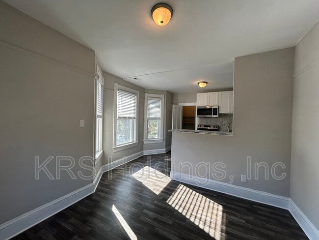 Building Photo - 2934 Cape Henry Ave