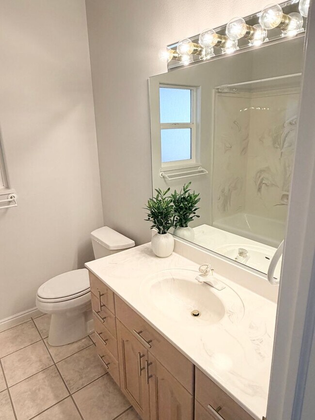 Building Photo - Snow Canyon Views!