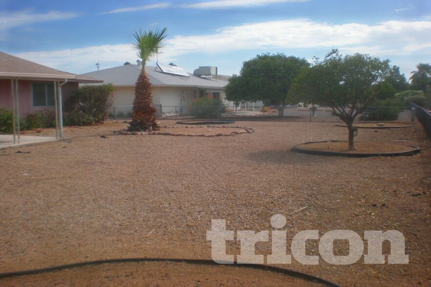 Building Photo - 10025 W Coggins Dr