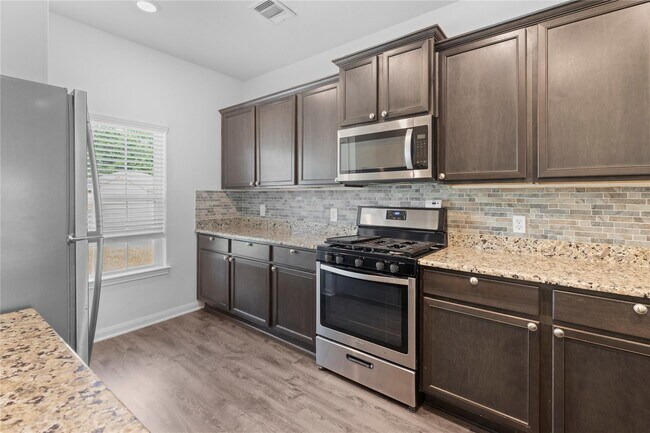 Building Photo - 21338 Rachel Manor Dr