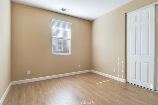 Building Photo - 26392 Fowler Dr