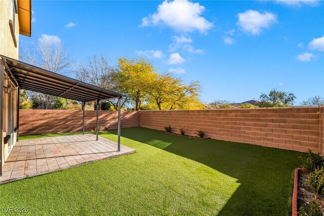 Building Photo - 10226 Wolf Pack Ln