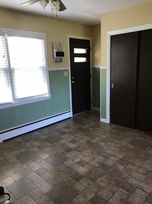 Kitchen - 189 Russell St