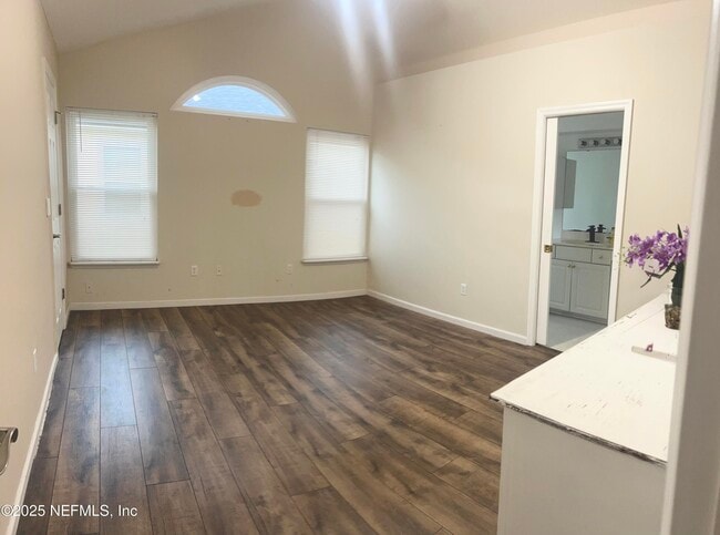 Building Photo - 105 Johns Glen Dr