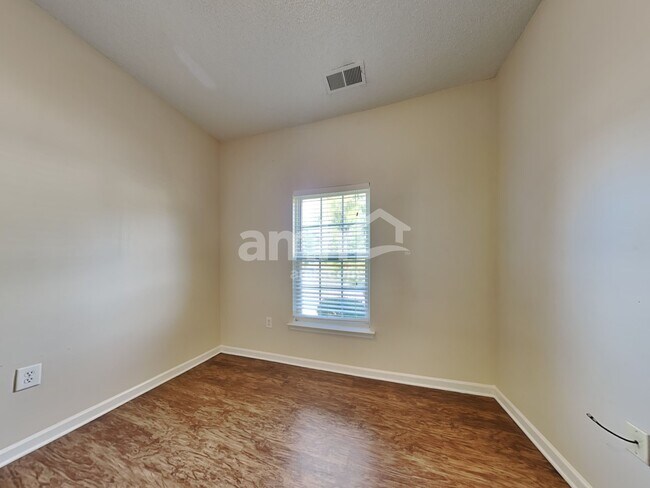 Building Photo - 6829 Ayrshire Glen Pl