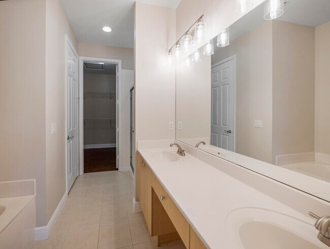 Building Photo - 148 Morning Dew Cir