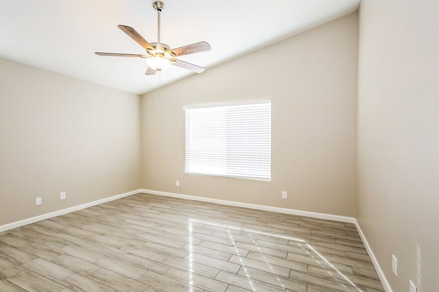 Building Photo - 601 Tobble Creek Ct