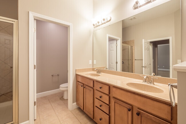 Building Photo - 3633 Ashcroft Bend