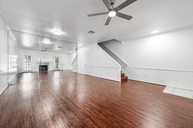 Building Photo - 6000 Reims Rd