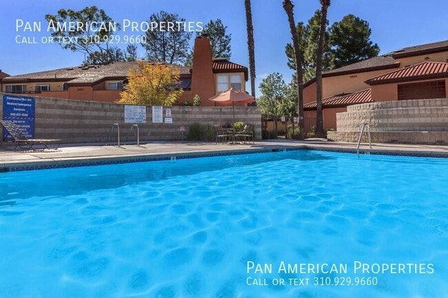 Building Photo - 26130 Laguna Ct