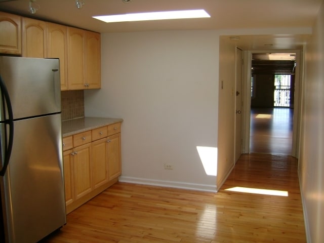 Building Photo - 2744 N Bosworth Ave