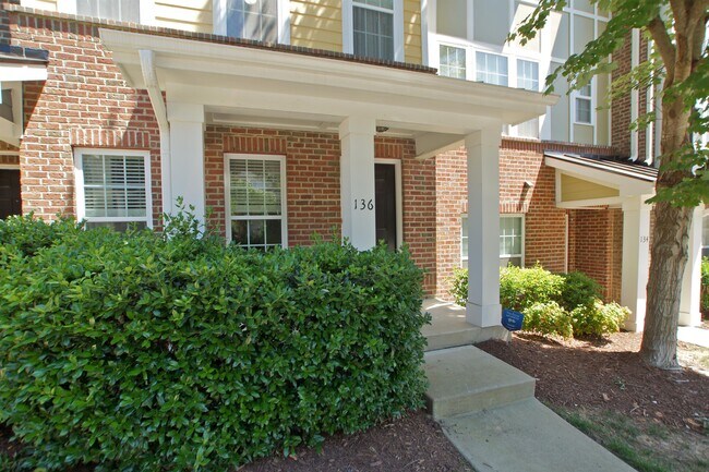 Building Photo - 136 Dove Cottage Ln