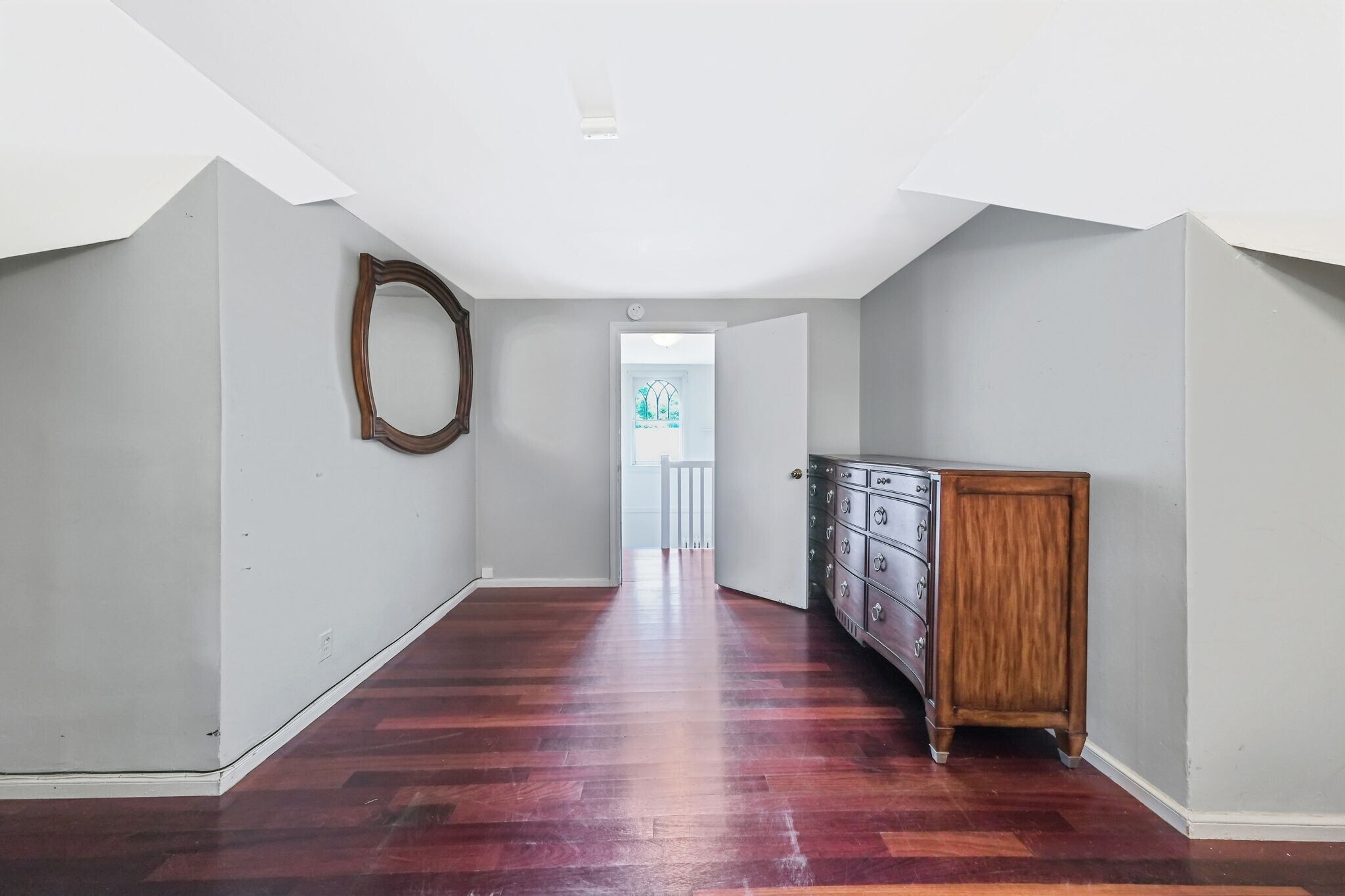 Building Photo - 483 New York Ave