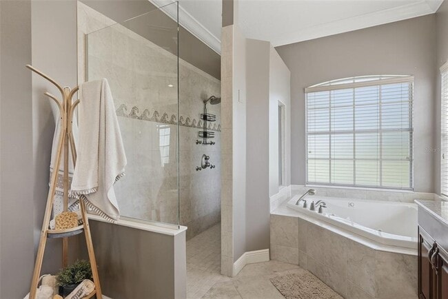 Building Photo - 14716 4th Dr NE