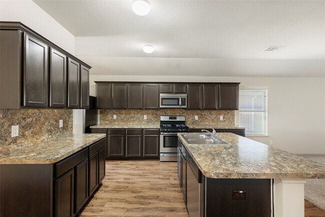 Building Photo - 24407 Pigeon Berry Dr