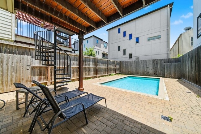 Building Photo - 5519 Kiam St
