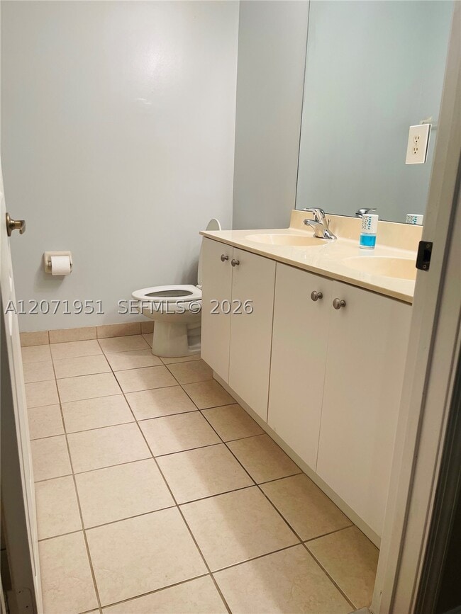 Building Photo - 6364 Landings Way