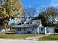 Building Photo - 115 N Border St
