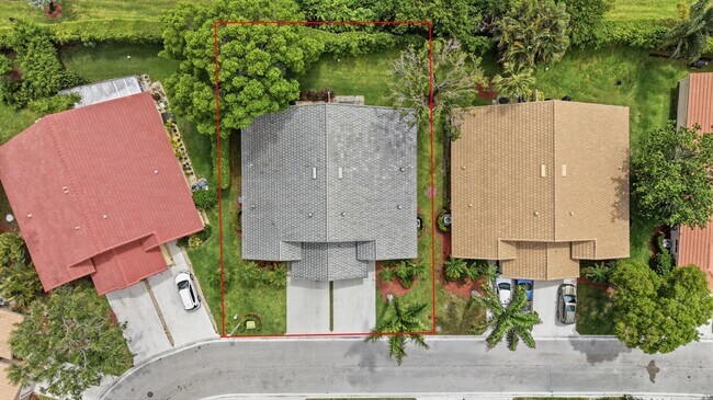 Building Photo - 6581 Marissa Cir