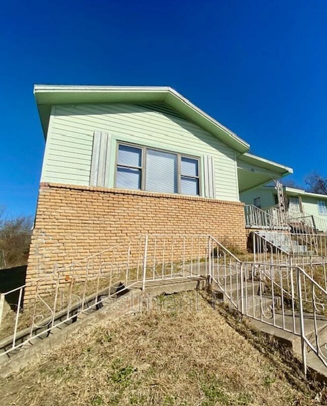 Building Photo - 3132 Looney St