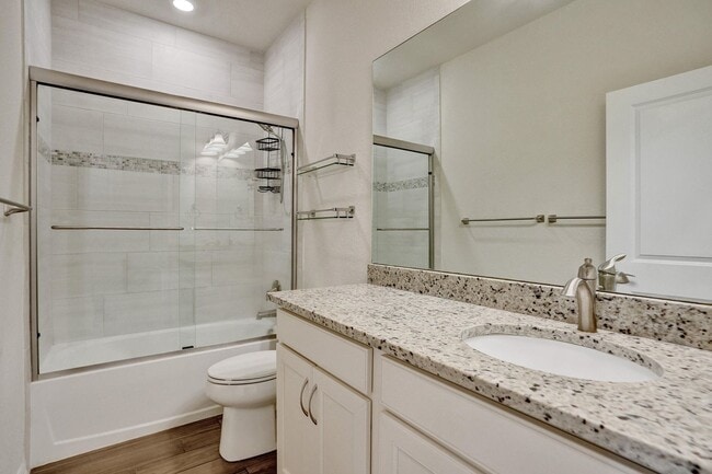Building Photo - 1300 Eucalyptus Dr