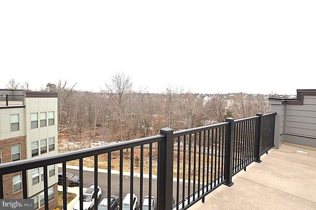 Building Photo - 13651 Innovation Station Lp