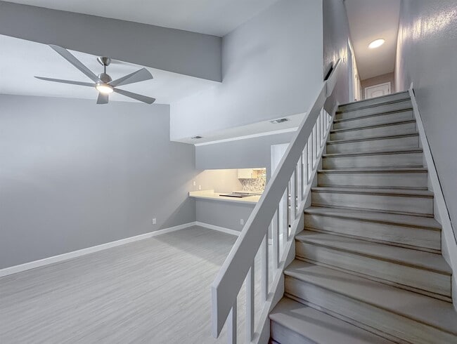 Building Photo - 2465 Talco Hills Dr