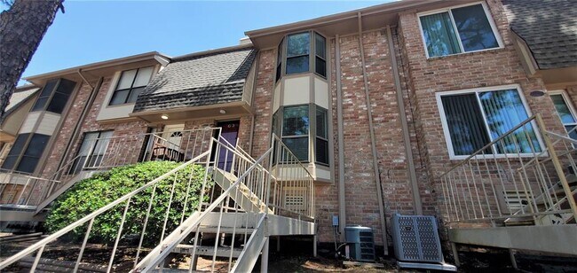 Building Photo - 2019 Place Rebecca Ln