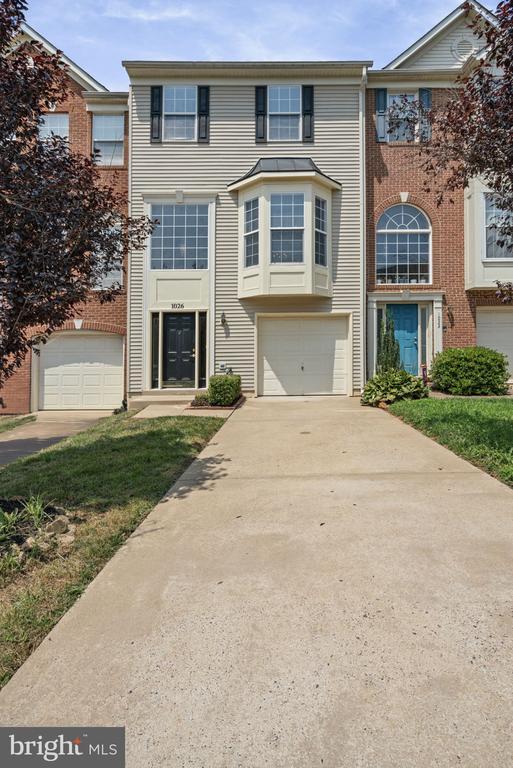 Building Photo - 1026 Longview Ln