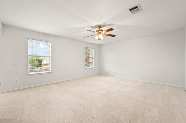 Building Photo - 11140 Currin Ln