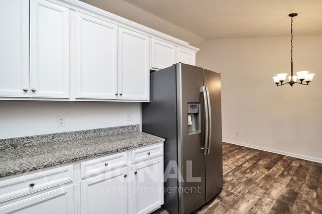 Building Photo - 924 Rich Rd