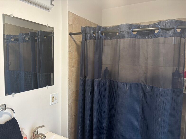 Unit 28 - 24 Fleet St