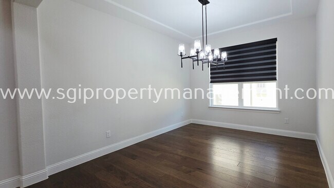 Building Photo - 10870 Grayhead Dr