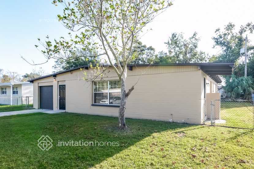 Building Photo - 1720 Darlington Dr