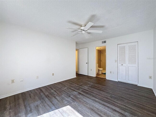 Building Photo - 12218 Fox Chase Dr