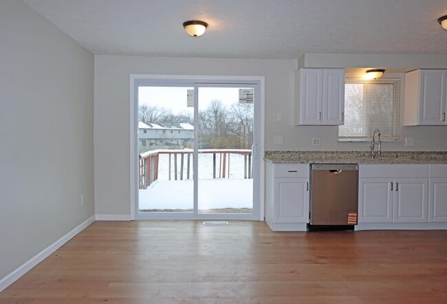 Building Photo - 5740 Vestry Ct