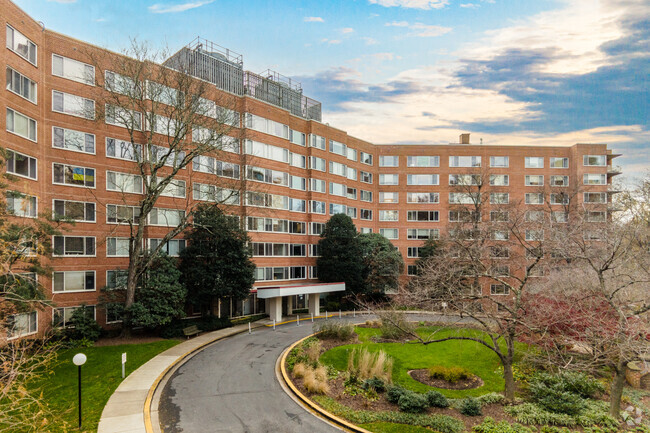 4000 Tunlaw Rd NW - Four Thousand Tunlaw