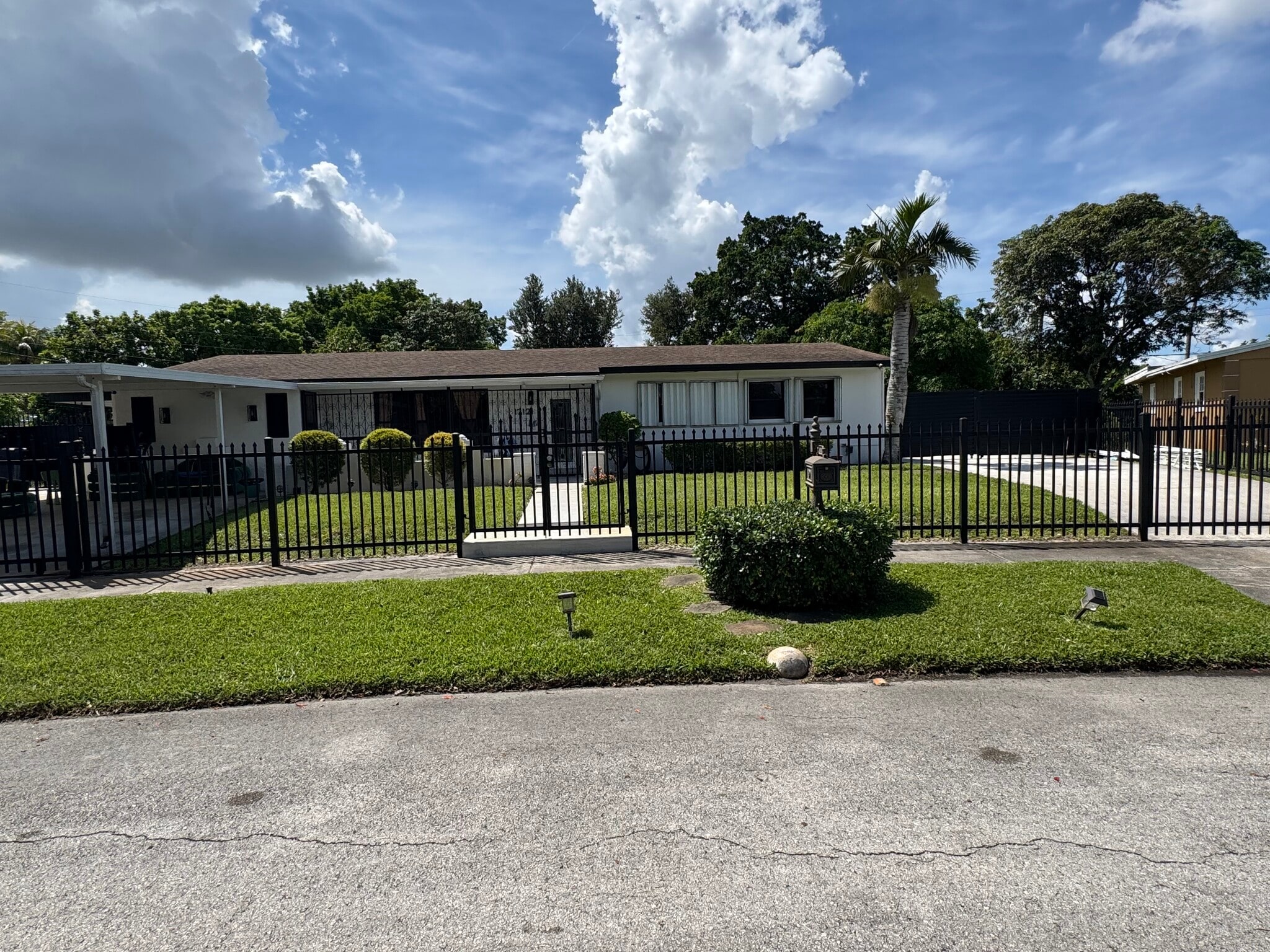 Front(street view) - 17121 NW 44th Ave