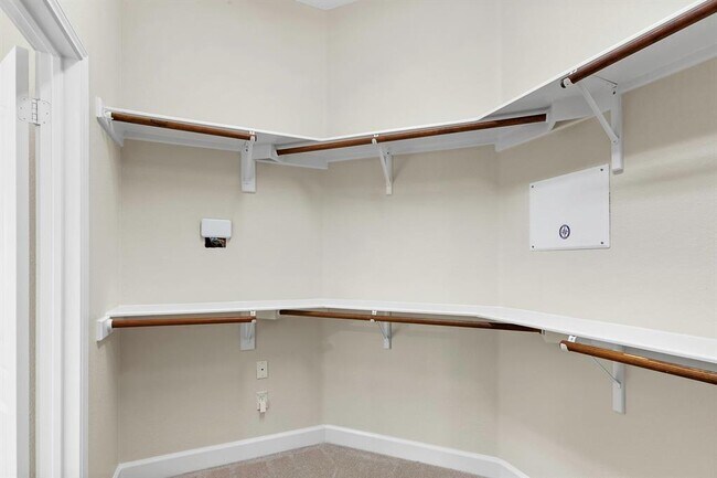 Building Photo - 10805 Ariock Ln