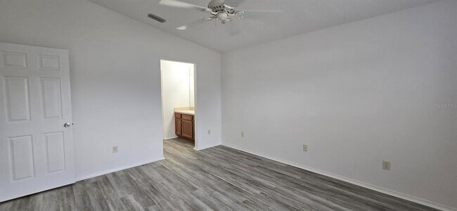 Building Photo - 1009 Ridgeville Rd