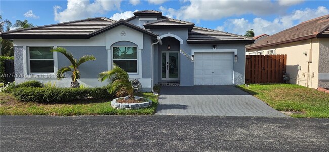 Primary Photo - 15717 SW 80th Ln